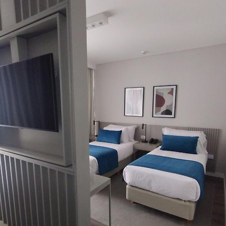 Hotel Guemes Salta Buitenkant foto