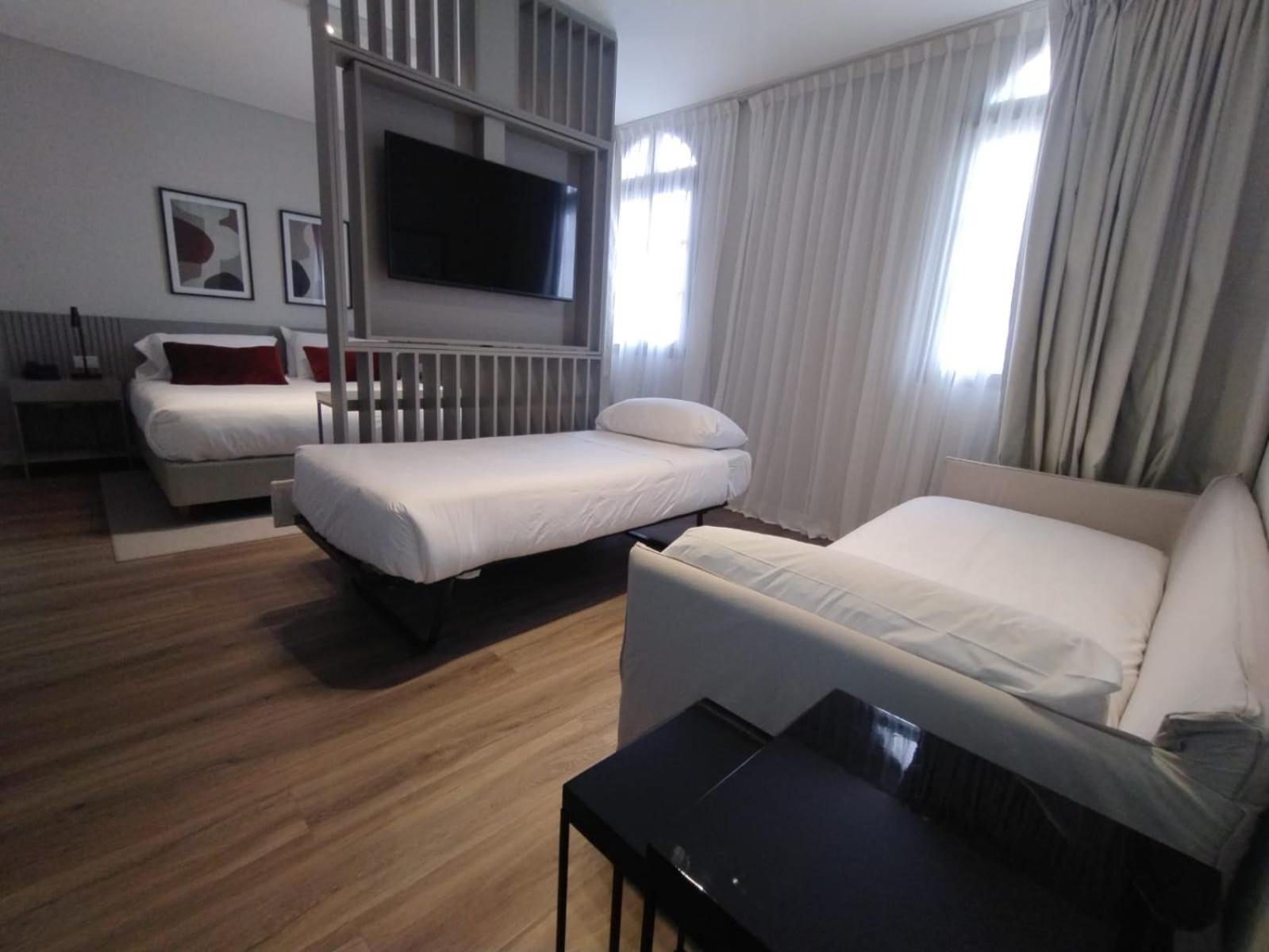 Hotel Guemes Salta Buitenkant foto